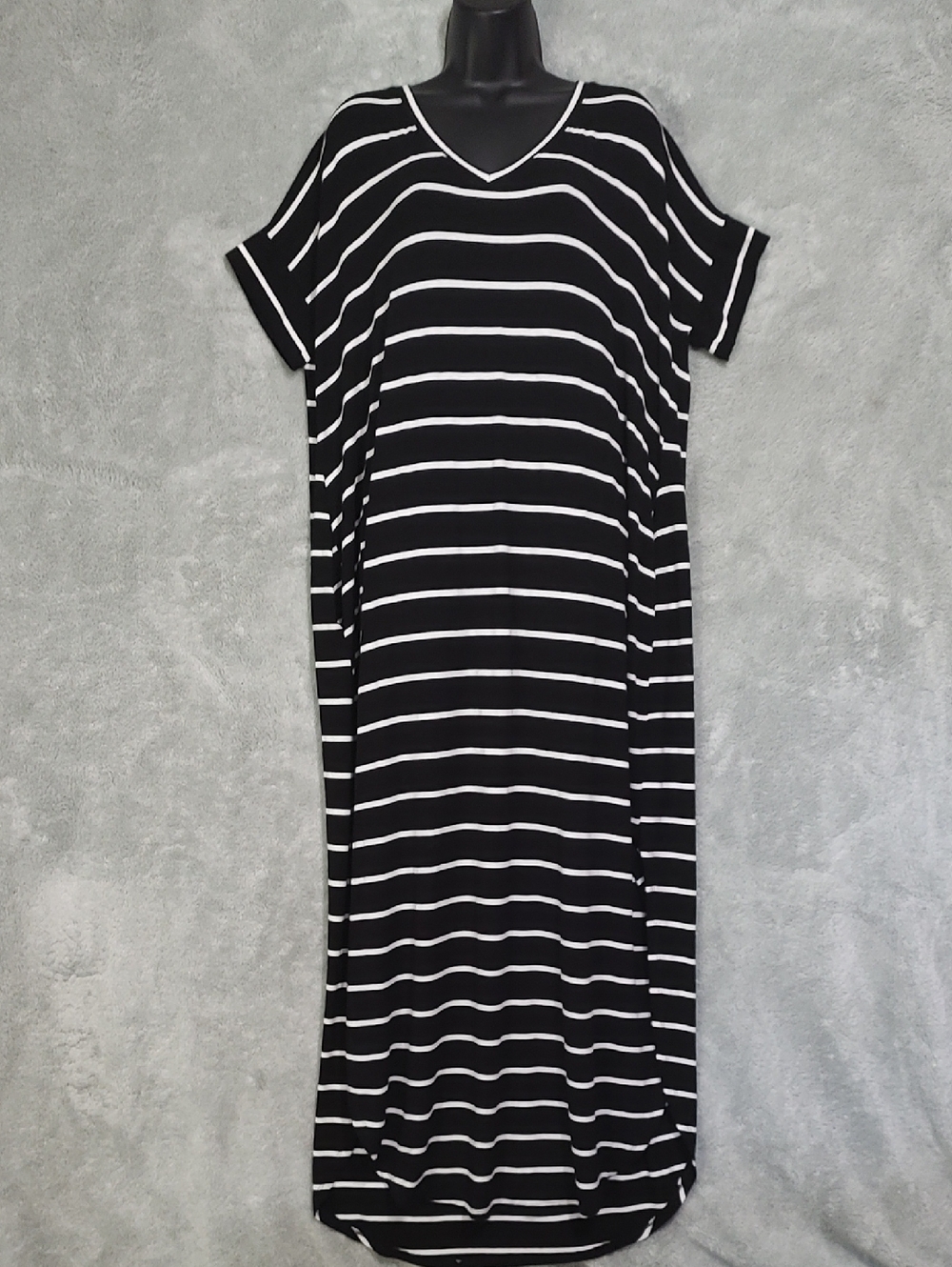 Zenana Outfitters Black and White Striped V-Neck Maxi